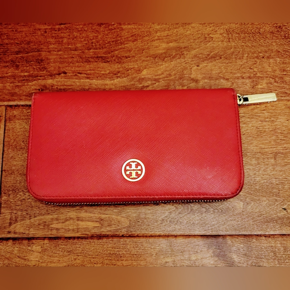 Tori Burch Wallet